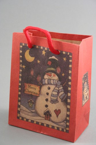 Small Natural Paper Snowman Christmas Gift Bag. Approx Size 14.5cm x 11.5cm  x 6cm.