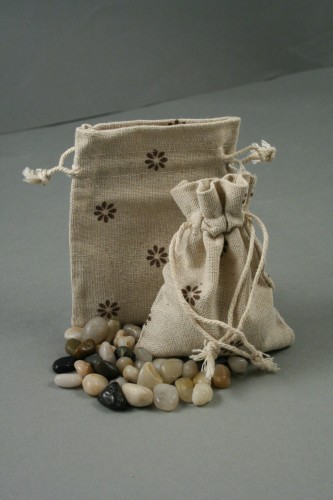 Natural Linen Fabric Daisy Print Drawstring Gift Bag. Approx 10cm x 8cm