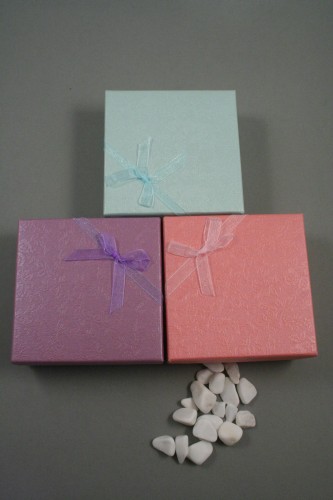 Coloured Paper Giftbox with Ribbon Bow and White Pad Insert. In 3 Colours. Pink, Lilac and Turquoise. 4 of each. Approx 8.5cm x 8.5cm x 3cm. 