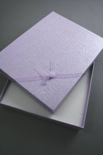 Coloured Dimpled Paper Giftbox with Ribbon Bow and White Pad Insert. In 3 Colurs. Pink, Lilac and Turquoise. 4 of each. Approx 17.5cm x 14cm x 2.5cm.