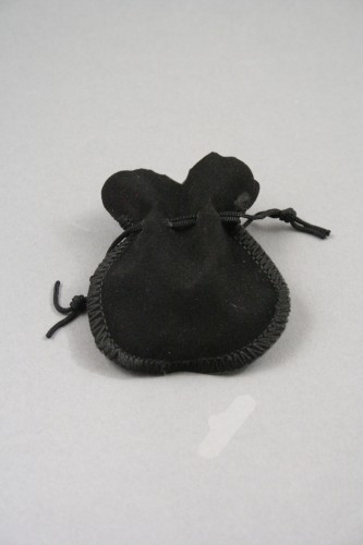 Black Velvet Drawstring Bag for Rings and Earrings. Approx Size. 7cm x 6cm.