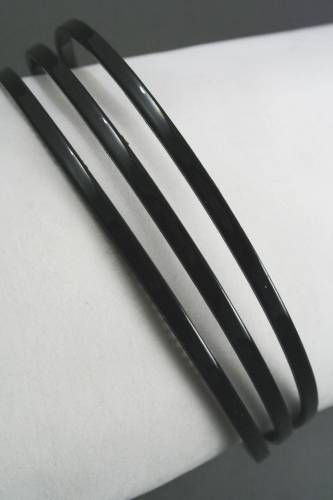 Wide 3 Row Black Plastic Aliceband.