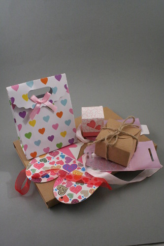 Flat Packed Gift Boxes